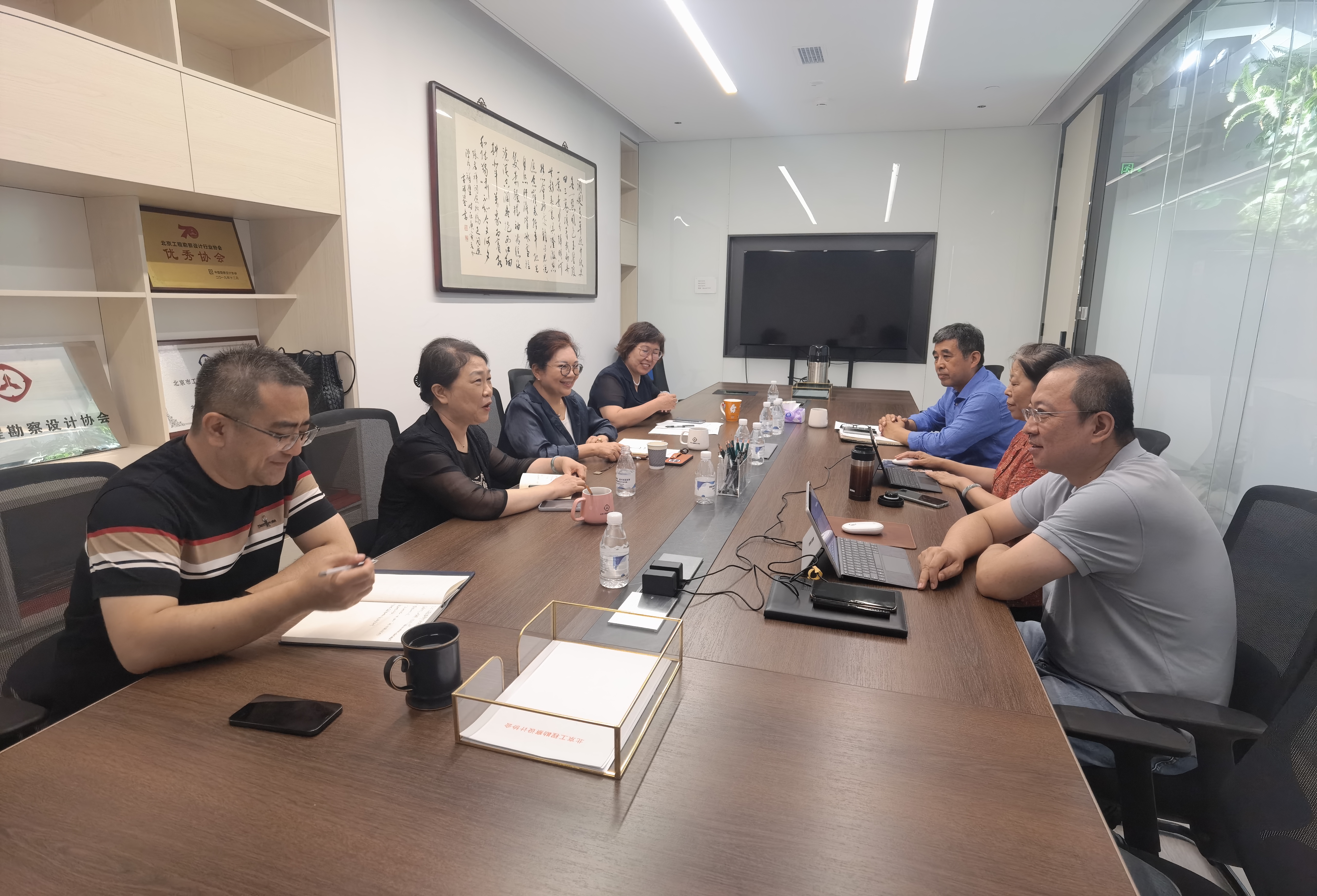 1690444483130808.jpg 1-交流现场.jpg